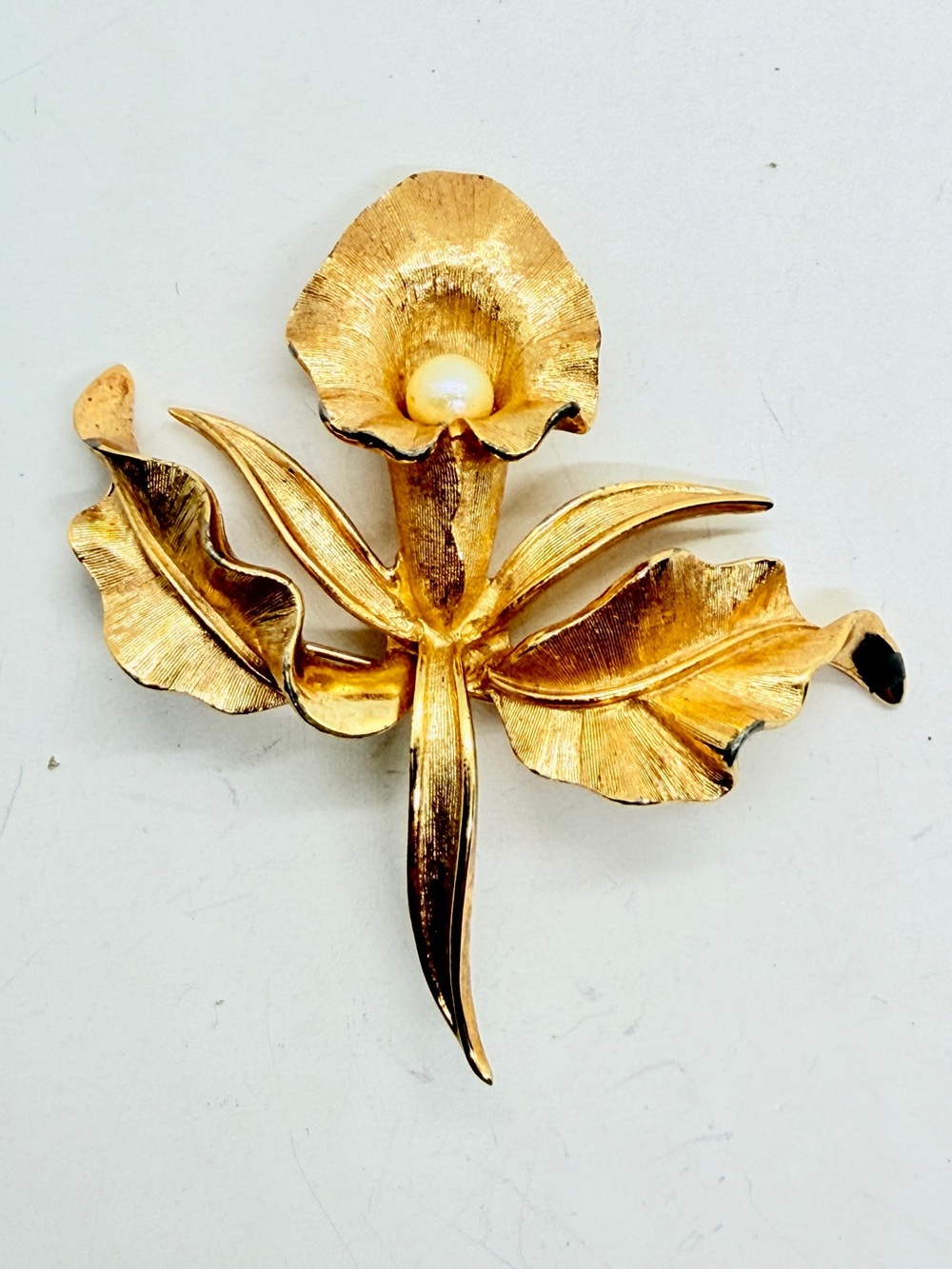 Marcel Boucher Orchid Flower Pearl Textured Gold‎ Tone Brooch 8377 Vintage